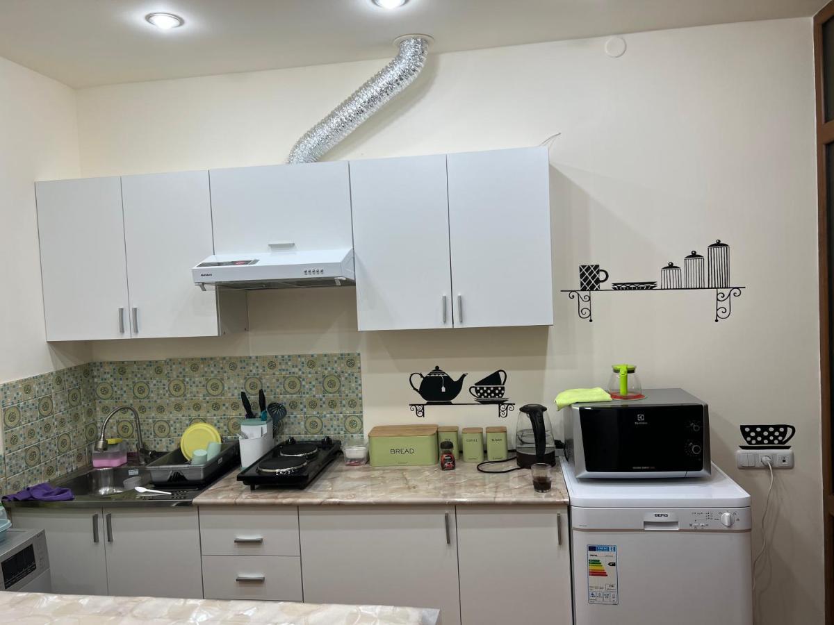 Arevahostel&Apartment エレバン エクステリア 写真