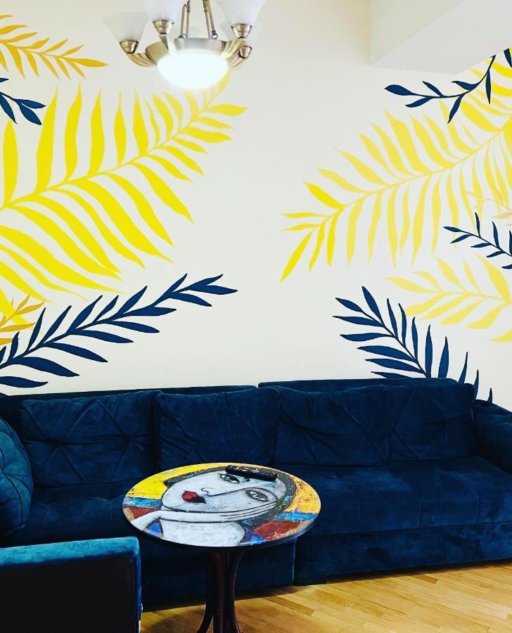 Arevahostel&Apartment エレバン エクステリア 写真