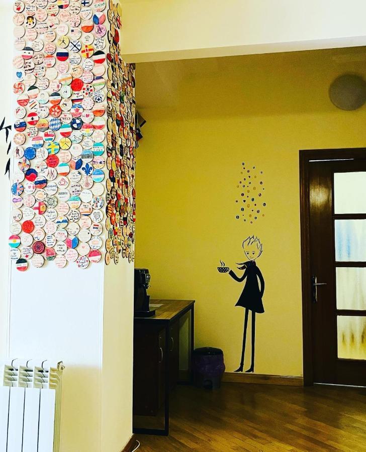 Arevahostel&Apartment エレバン エクステリア 写真