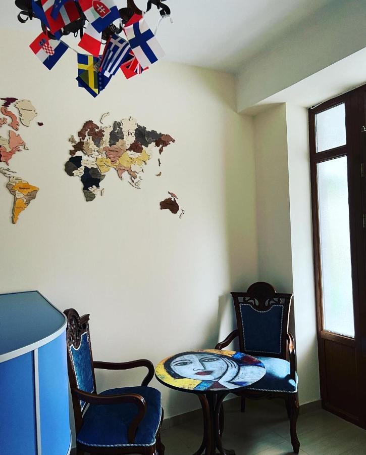 Arevahostel&Apartment エレバン エクステリア 写真