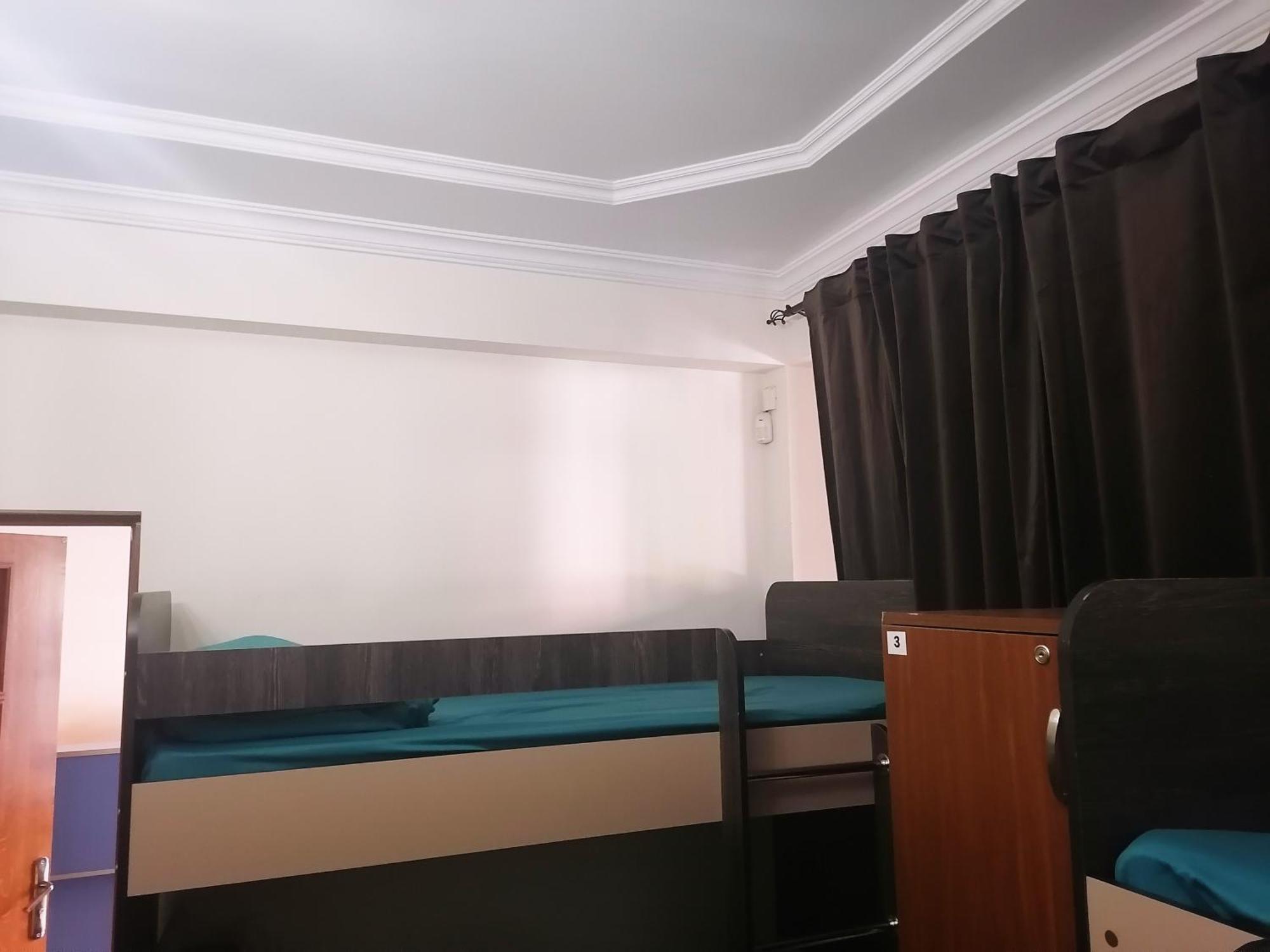 Arevahostel&Apartment エレバン エクステリア 写真